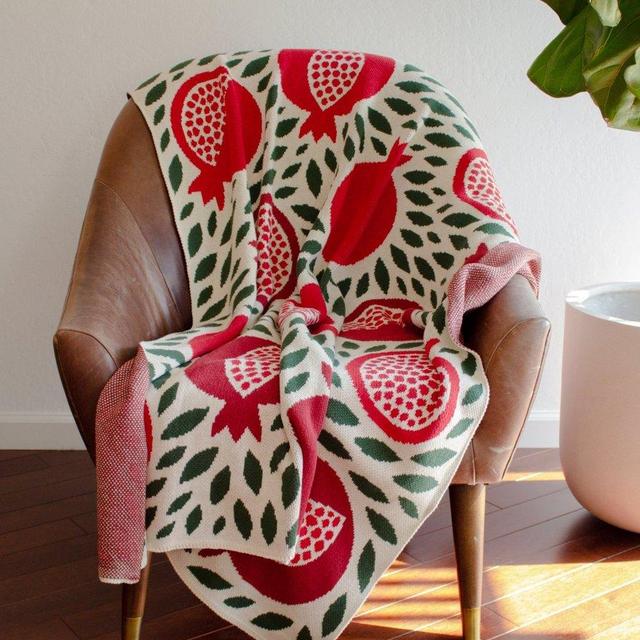 Pomegranate Blanket
