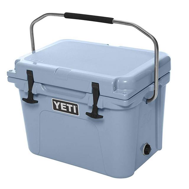 YETI Roadie 20 Cooler (Iceblue)