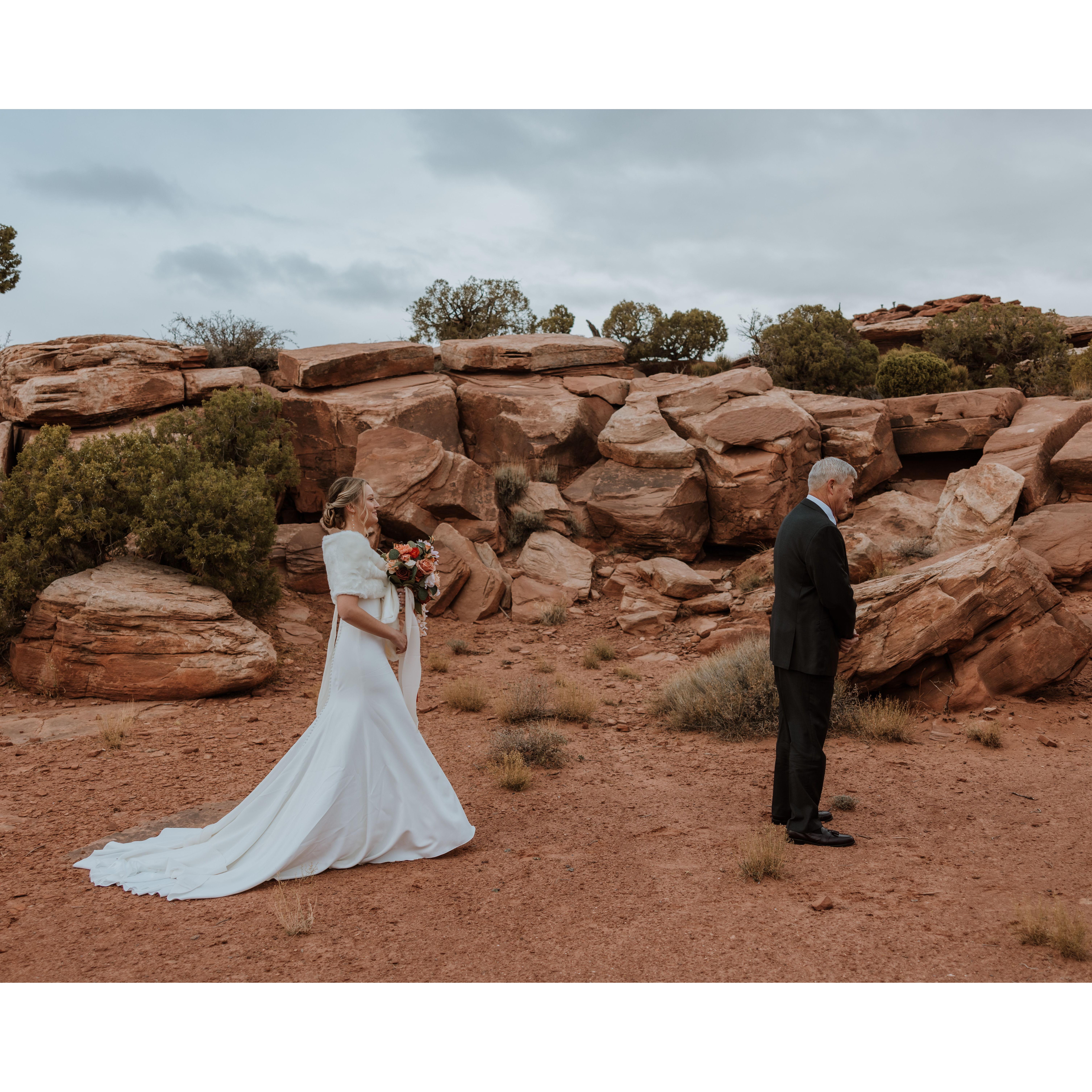 Claire and her Dad had a first look before heading to the ceremony location.