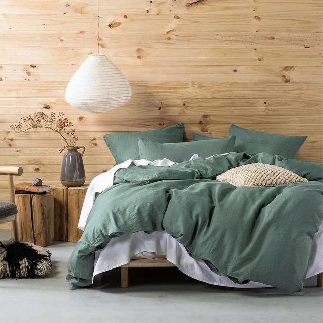 Eikei Home - Eikei Washed Cotton Chambray Duvet Cover Solid Color Casual Modern Style Bedding Set Relaxed Soft Feel Natural Wrinkled Look (King, Pine)