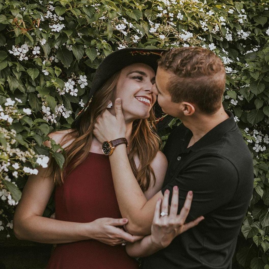 Engagement Photos - Mellon Park
