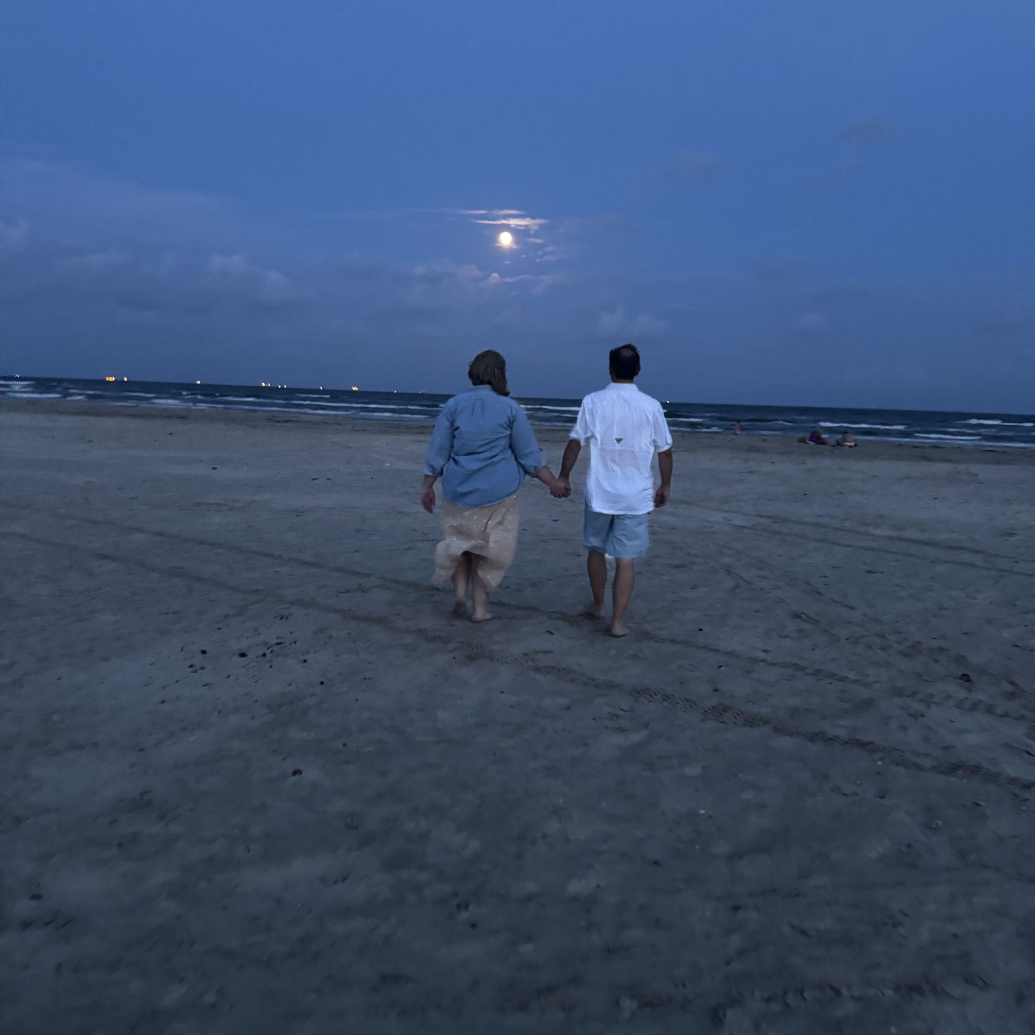 This was just hours before he asked. She had no clue!