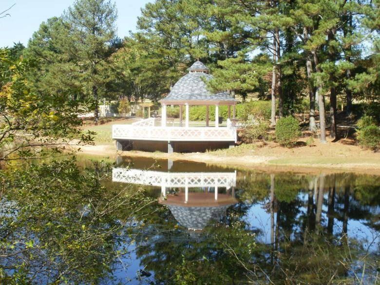 The Wedding Website of Georgianna Baker and Rodney Gay