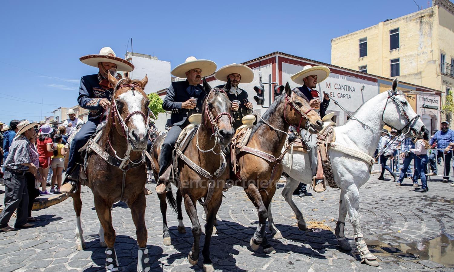 The Wedding Website of Itzel Guerrero and Linekeer Duron