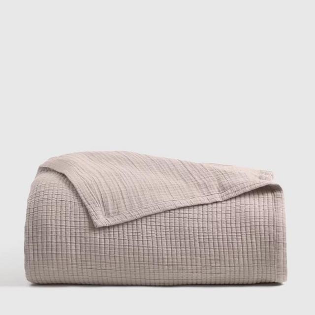 Organic Ribbed Cotton Coverlet in Sand (King)