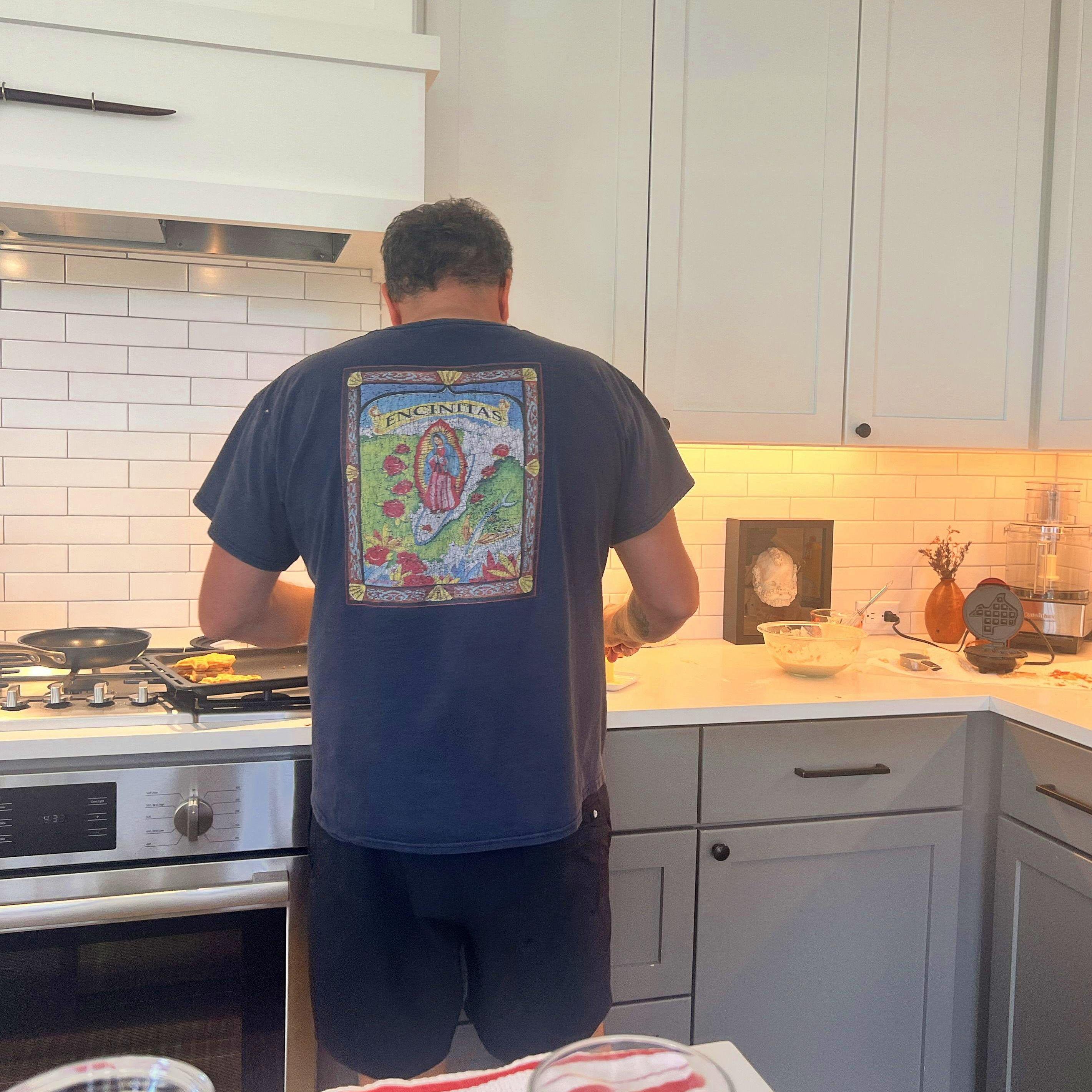 Sundays are for pancakes and spoiling Julie. 🥞