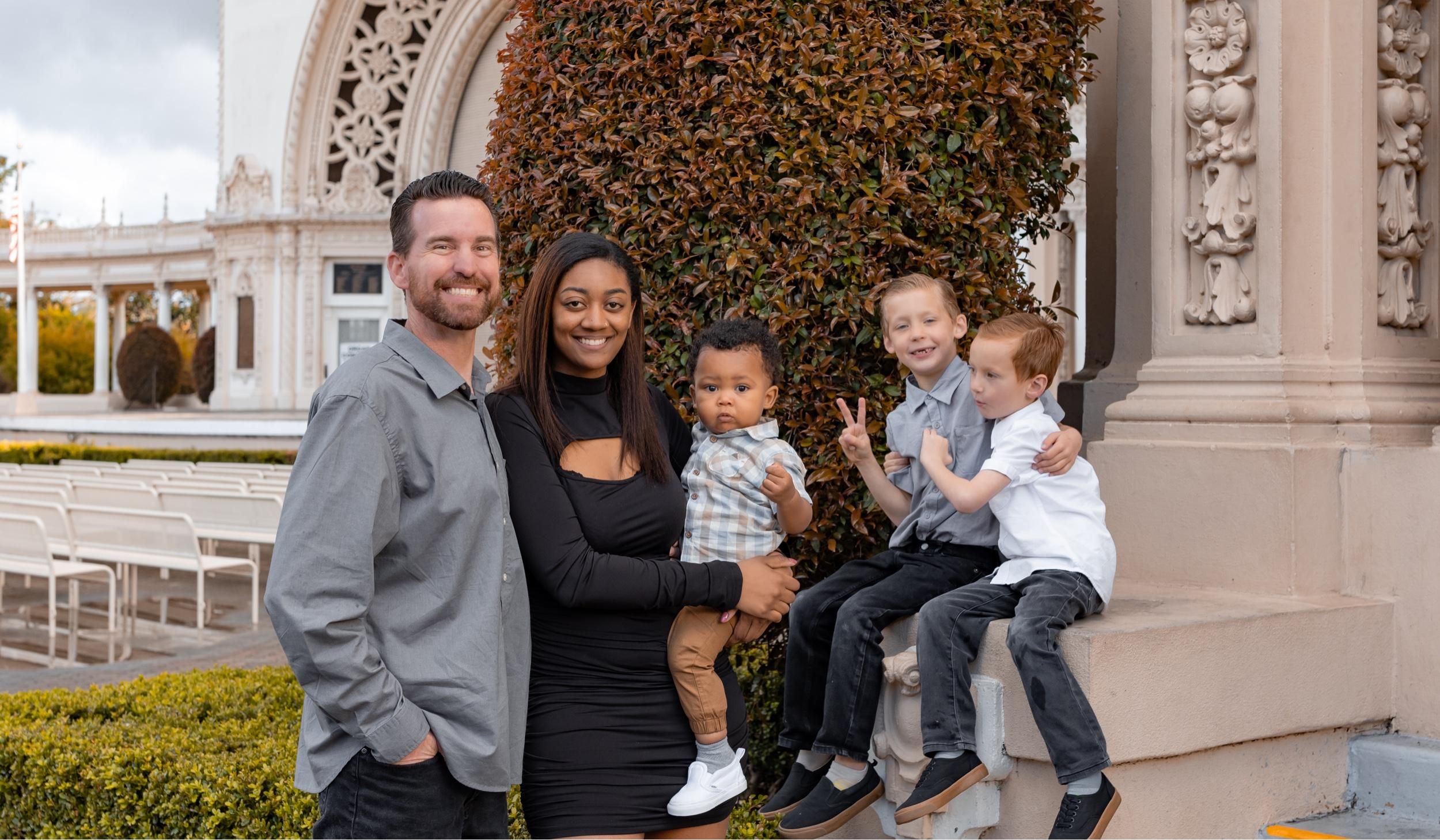 The Wedding Website of Mya Humphrey and Brandon Anderson