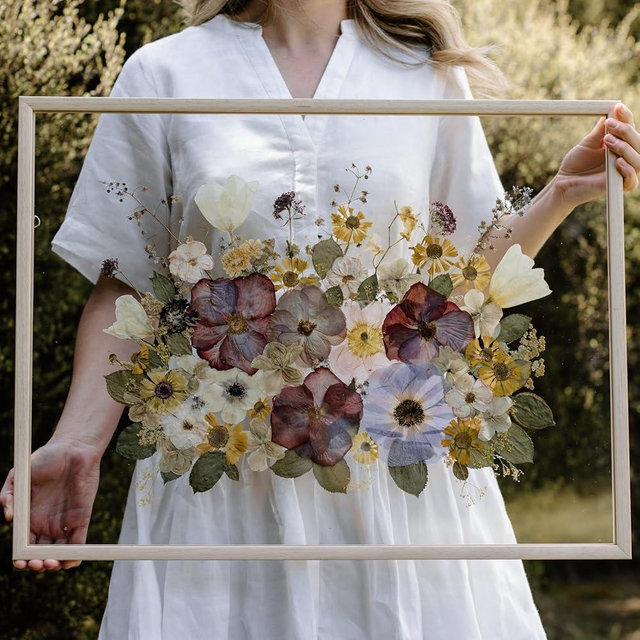 Volakk 16x20 Floating Frame Canadian Ash Wood Preserved Wedding Flowers Picture Frame Pressed Flower Frame For Flowers Pressed With Double Uv Glass