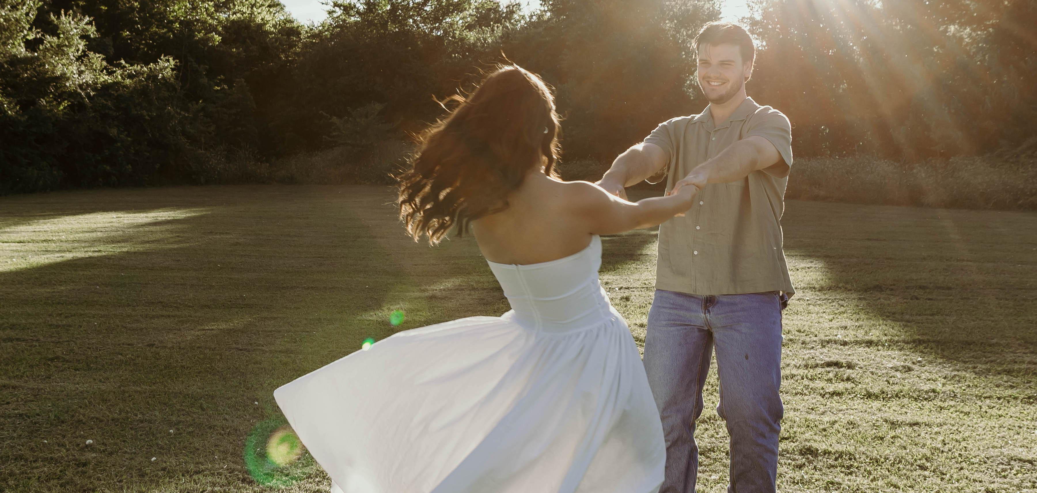 The Wedding Website of Isabella Shelley and Richard Cresse