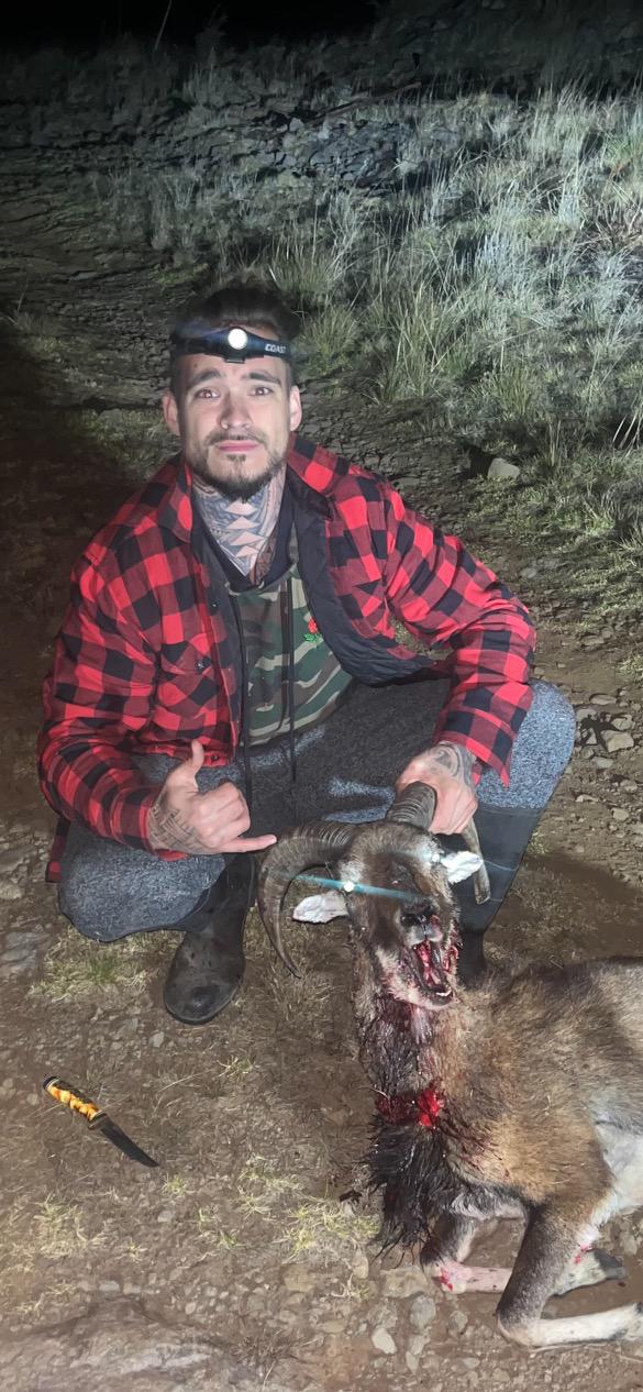 Ryan Hunting for Kau Kau (Food)