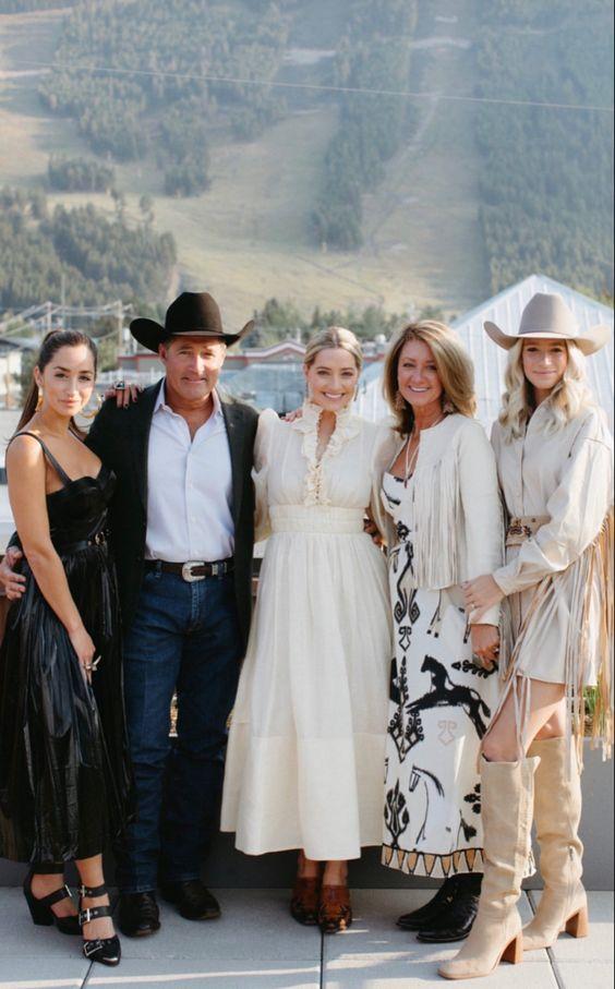 The Wedding Website of Chloe Braxton and Nick Behm