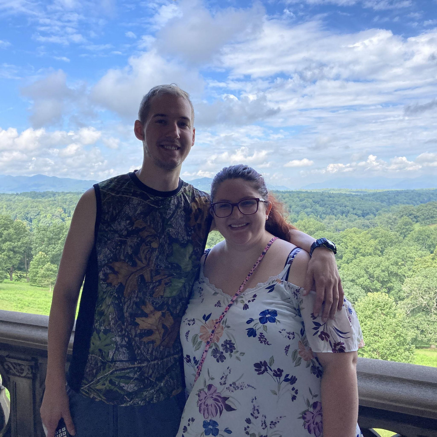 The mountainous view from the Biltmore Estate.
08-18-2022