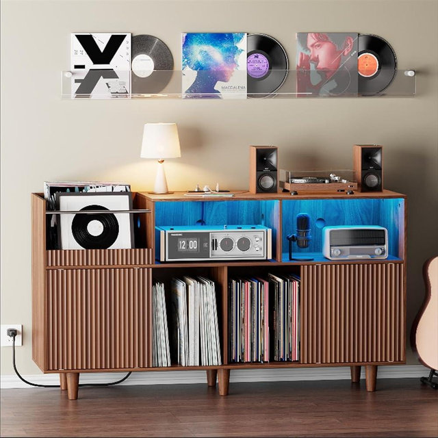 fineway Large Record Player Stand with Power Outlets & LED Lights, Record Player Table Cabinet with Vinyl Record Storage Holds up to 500 Albums, Turntable Stand for Living Room, Bedroom