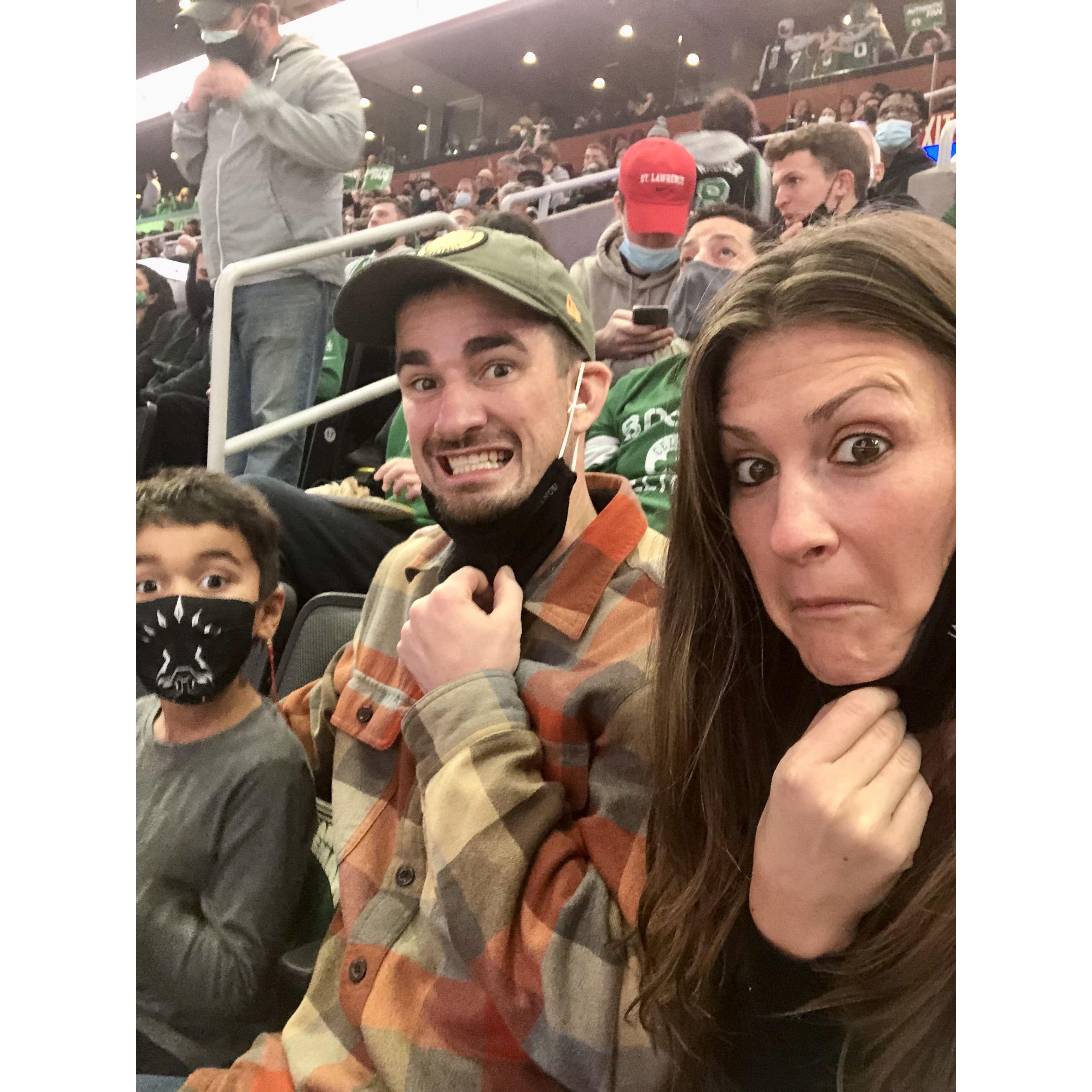 Little NYE Celtics action