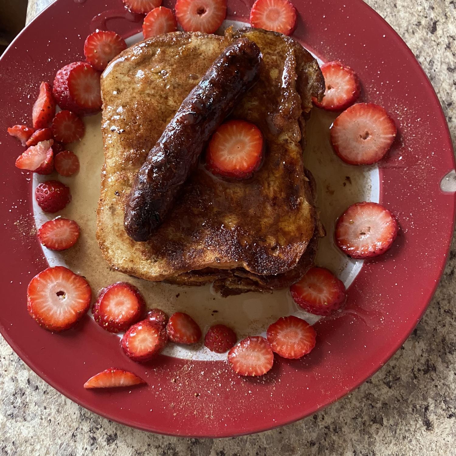 All amazing meals Blake made. Also reasons Sarah won’t be able to lose weight for the wedding. Yes, she cooks. But it doesn’t look and taste near as good as his. So it won’t be shared 😂