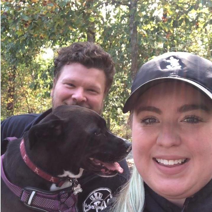 Hiking with the pup is a weekly activity for us and one of our fav things to do!