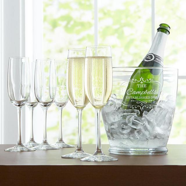 7 Piece Champagne Set
