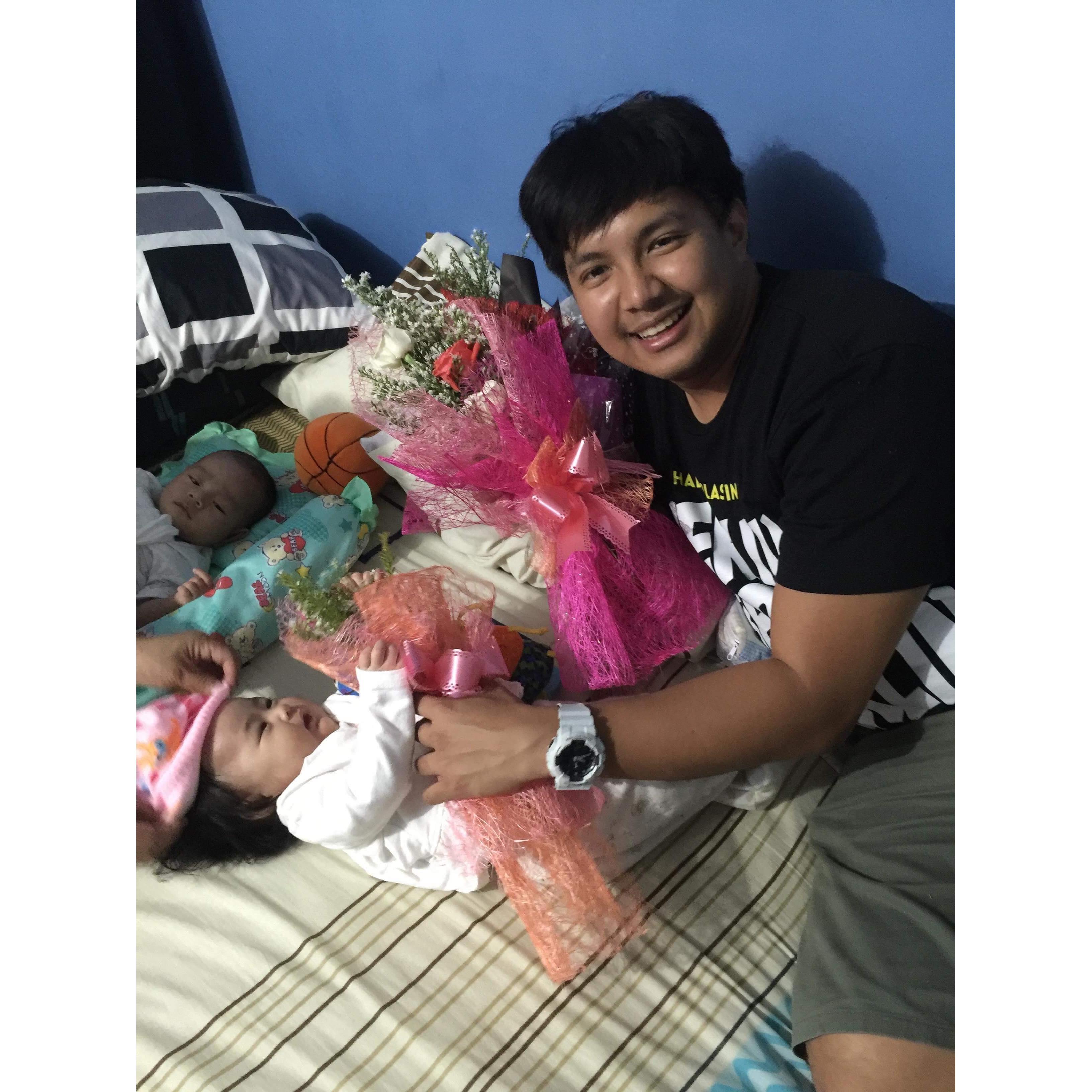 First Valentine's together so Dad gave me mini bouquet and beautiful bouquet for mommy too!