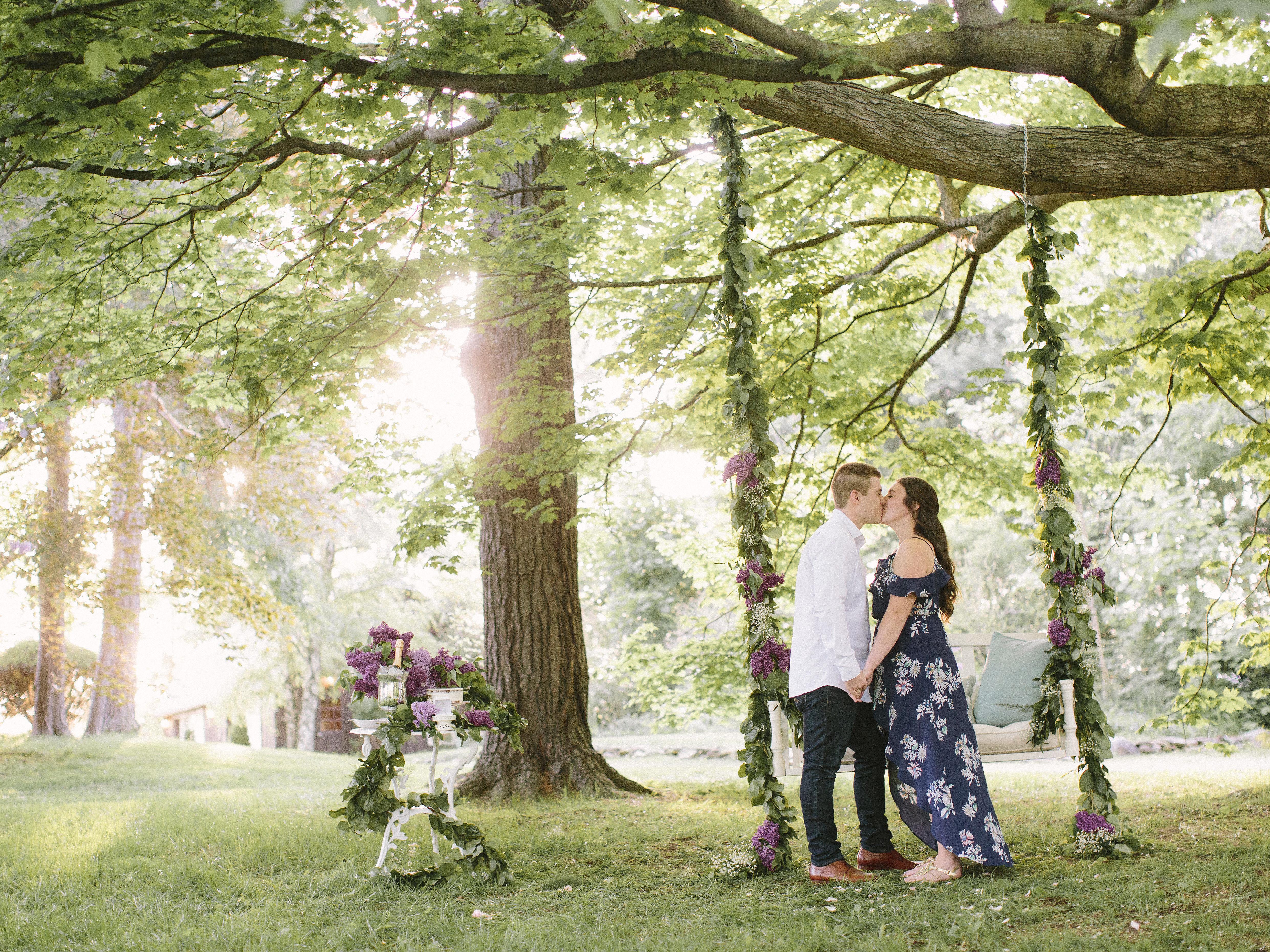The Wedding Website of Aleigh Andrews and Brad Burns