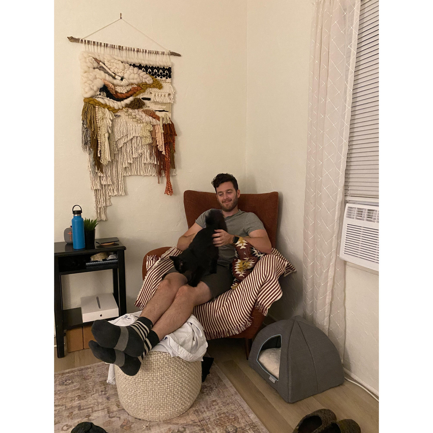 That new cat dad energy🐈‍⬛😴