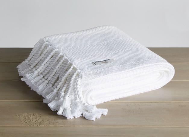 Brahms Mount Monhegan Cotton Throw (Soft White/Dove)