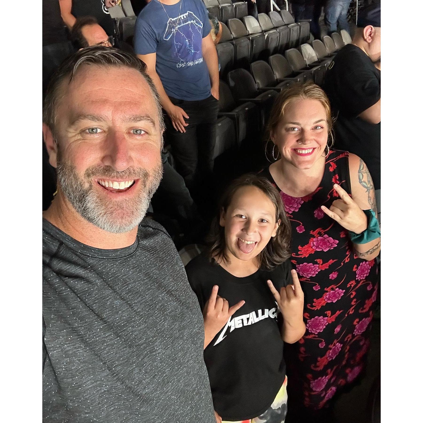 Surprised Wesley with a Metallica show!!