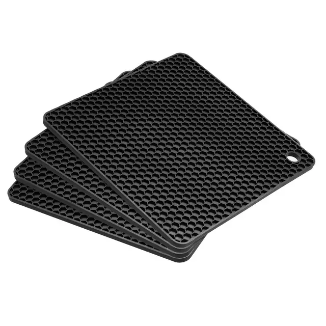 Unique Bargains Silicone Square Hot Pans Pads Heat Resistant Non-Slip Trivets 4 Pcs Black