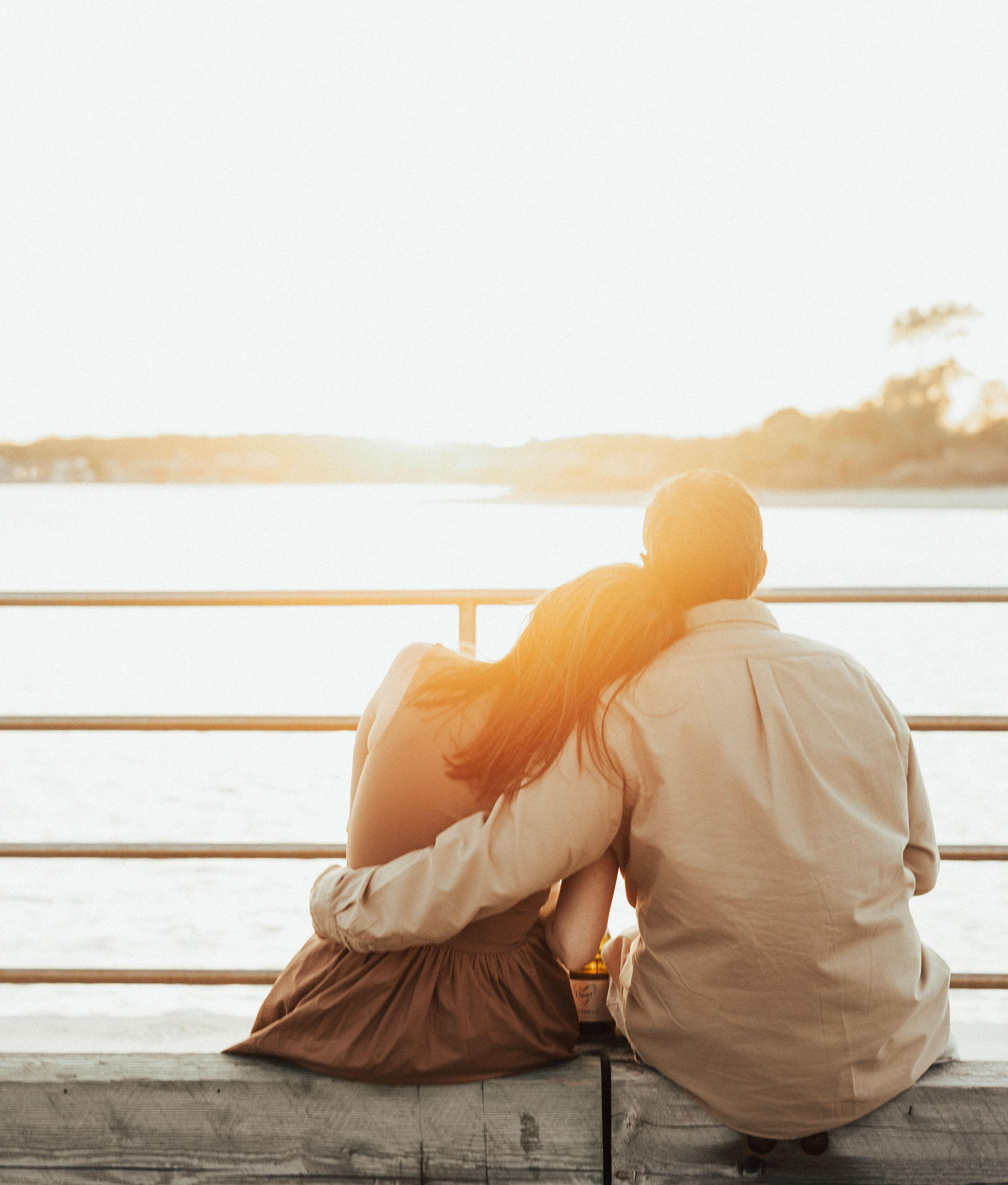 The Wedding Website of Jillian Reynolds and Frank DeSarno Jr.