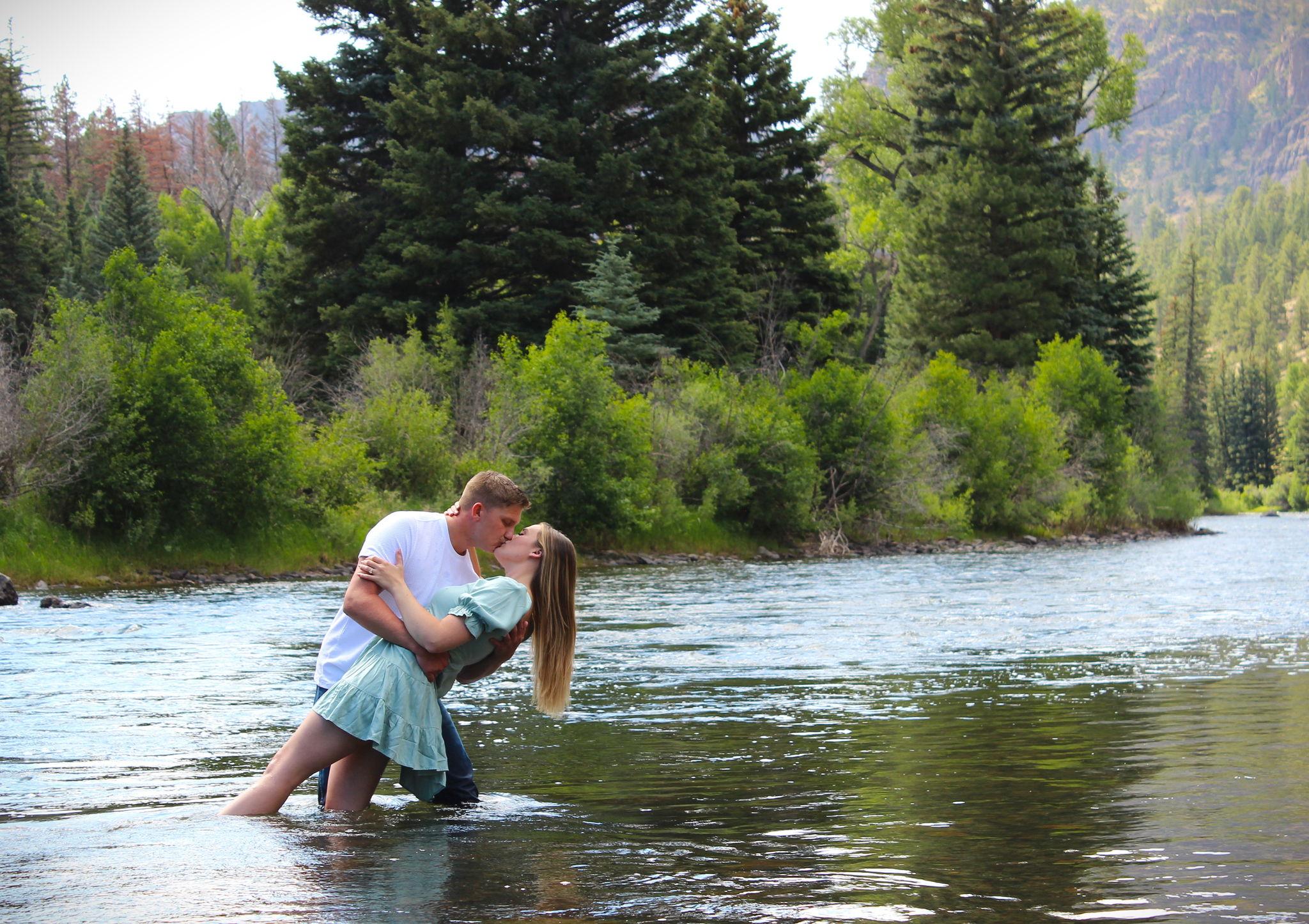 The Wedding Website of Kendall Gallagher and Deston Stagg
