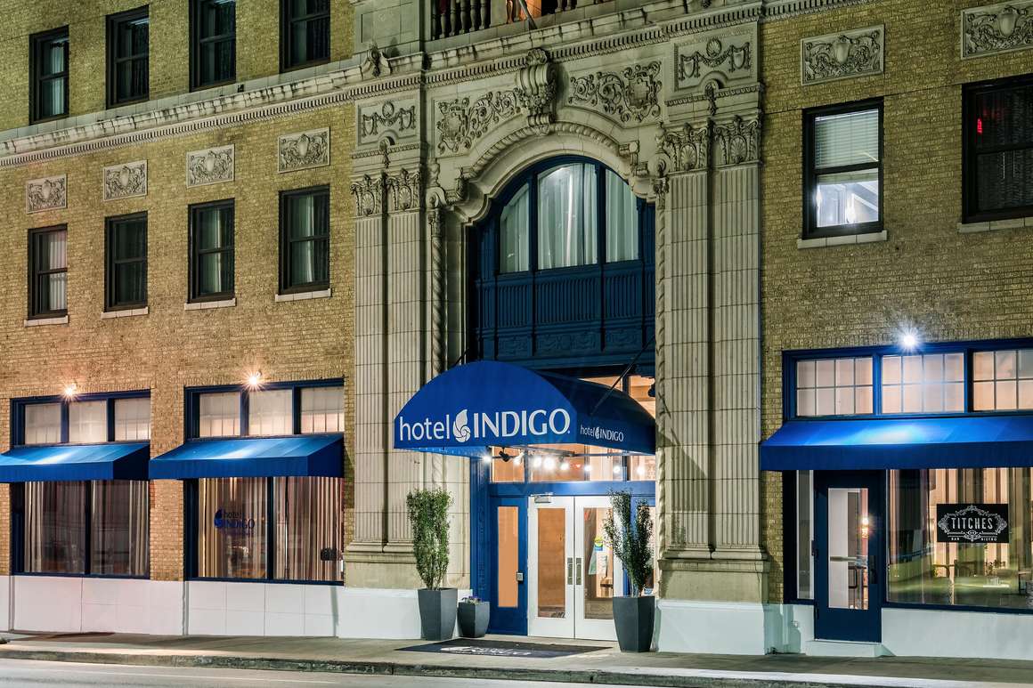 Hotel Indigo Dallas Downtown