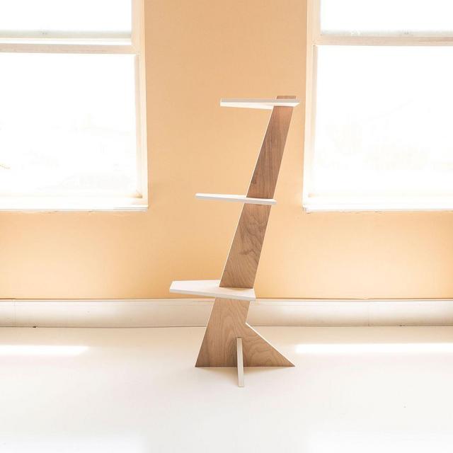 Monsterra Plant Stand, White