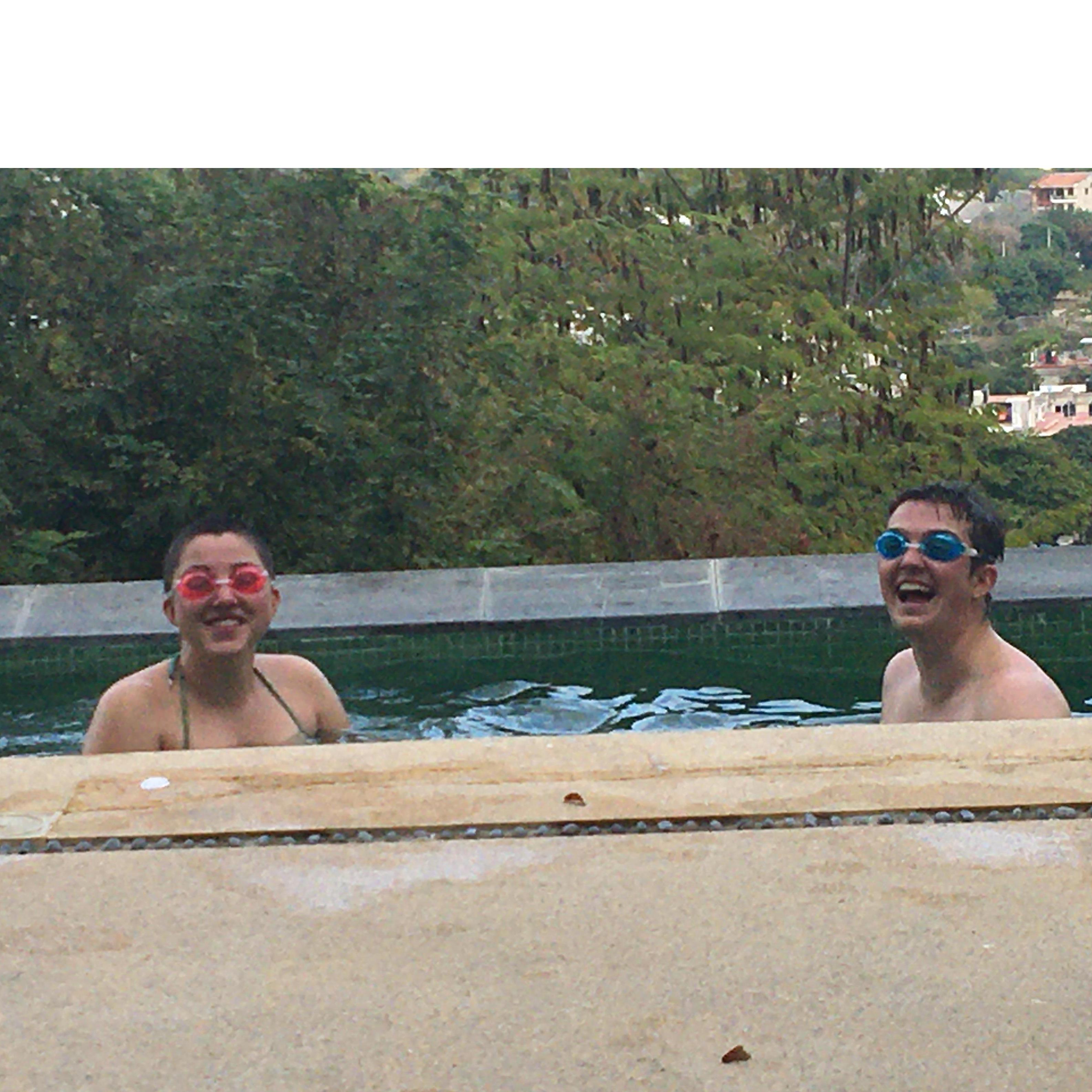 Goofy pool pals, our favorite way to be
