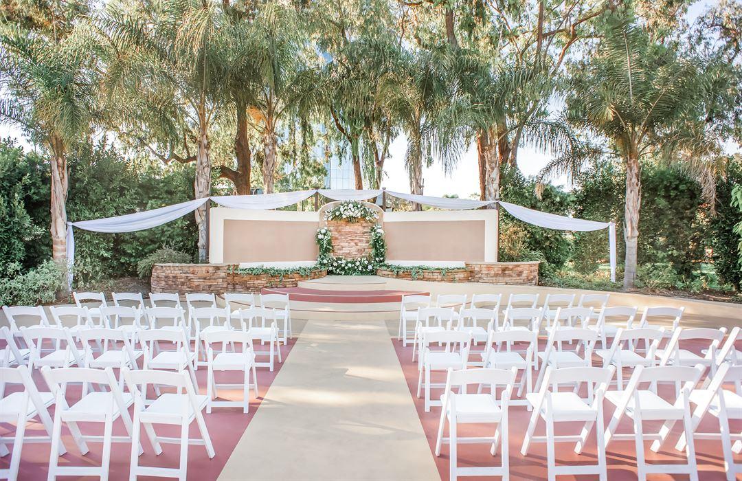 The Wedding Website of Ali Vasconez and Cody Walker
