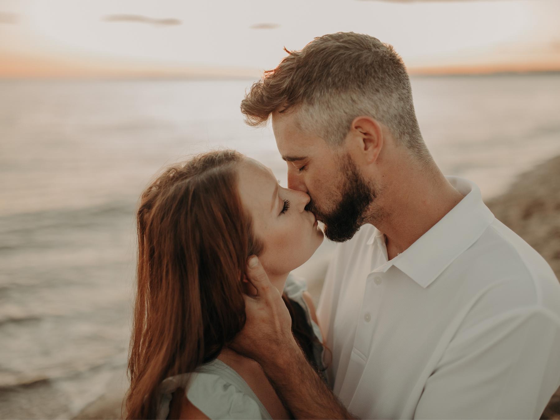 The Wedding Website of Amanda Zopfi and Devin Mann