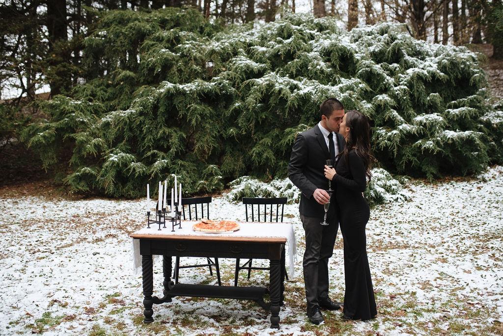 The Wedding Website of Chelsey Barnett and Kevin Frasier