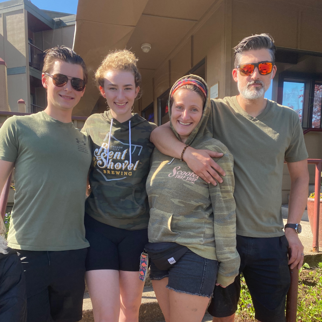 Oregon City family trip where we all accidentally matched