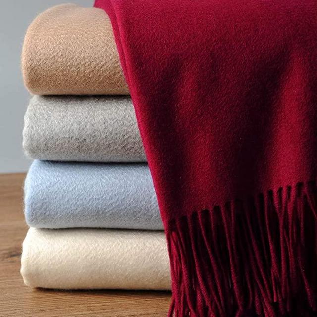 EP Mode 100% Pure Cashmere Throw Blanket for Sofa, Classic Design with Gift Box (Merlot)