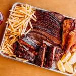 Busted Knuckle BBQ @ Lift Bridge New Richmond taproom