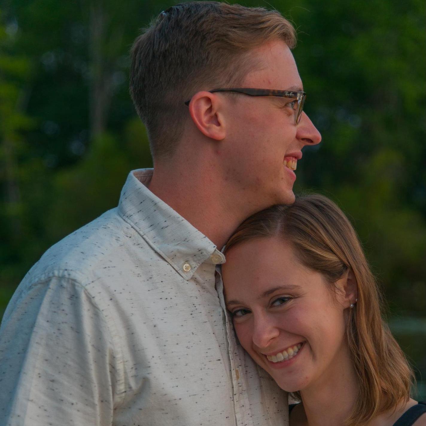 Engagement pictures in Ohio!