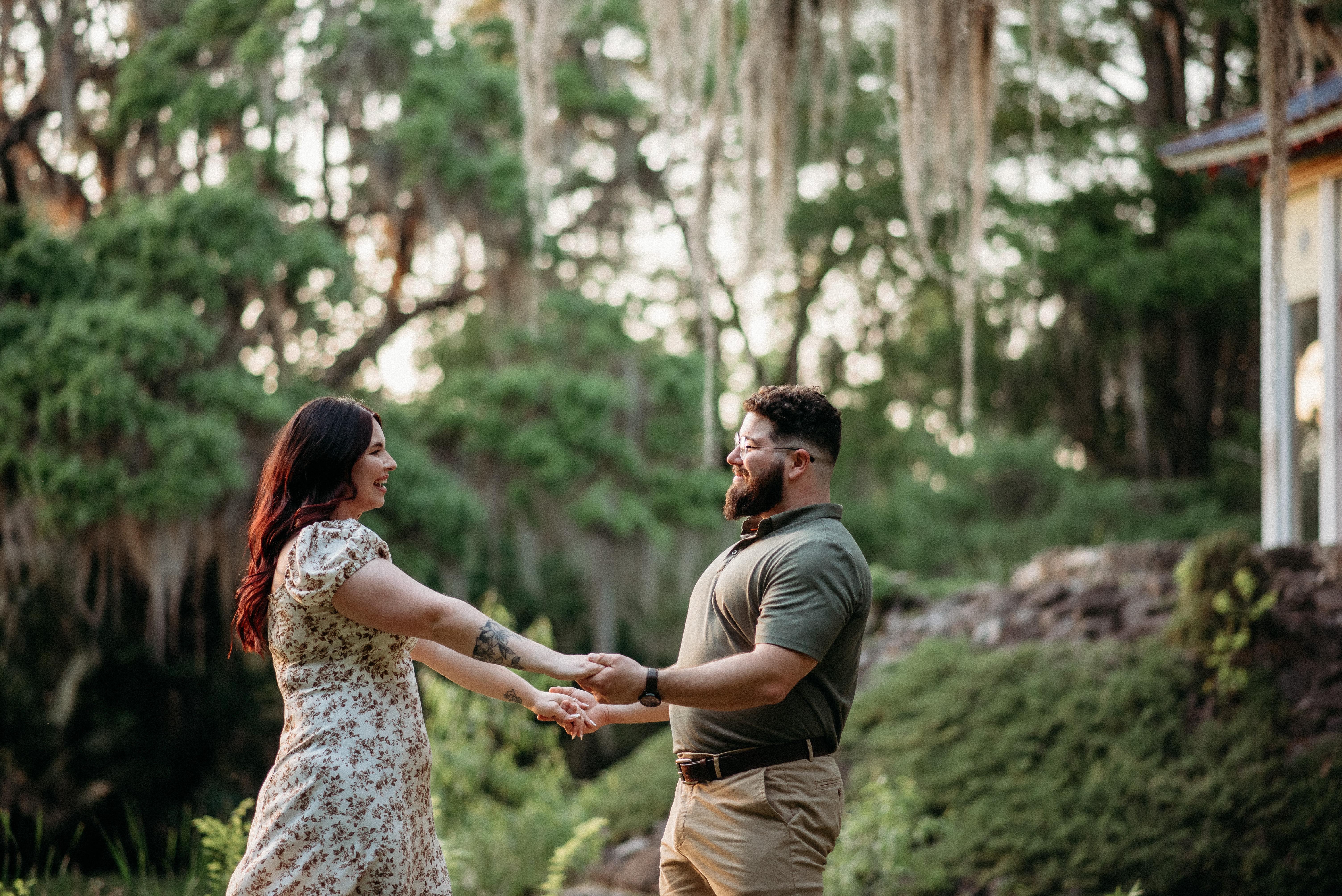 The Wedding Website of Donna Hinrichs and Joshua Henry