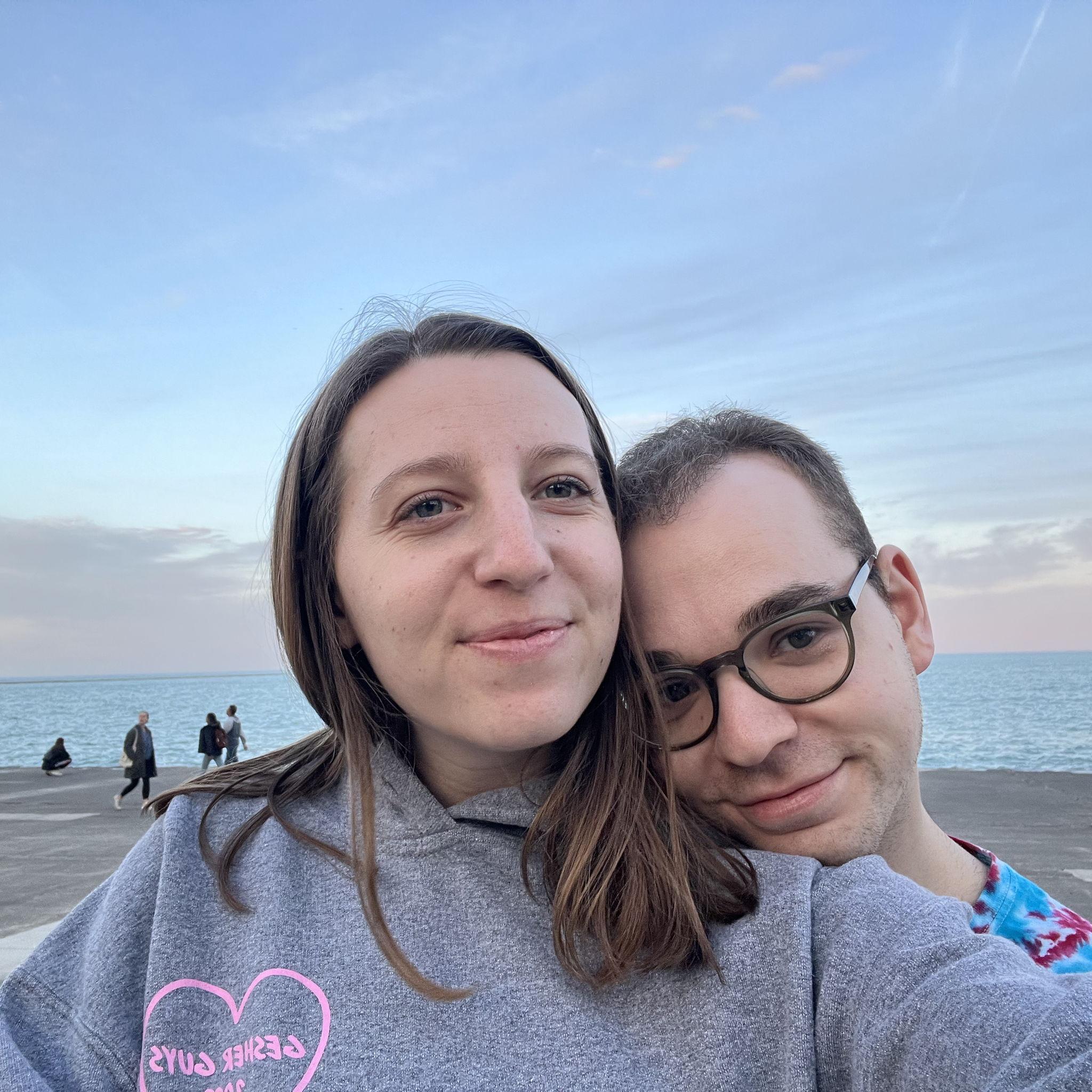 An after work walk ⚲ Lakefront Trail, Chicago, IL