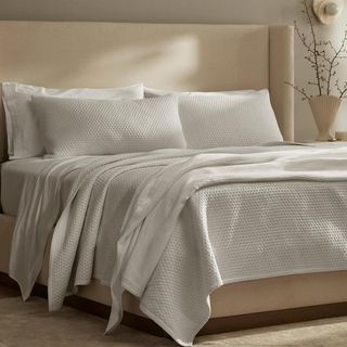 Signature Textured Stitch Quilted Sham