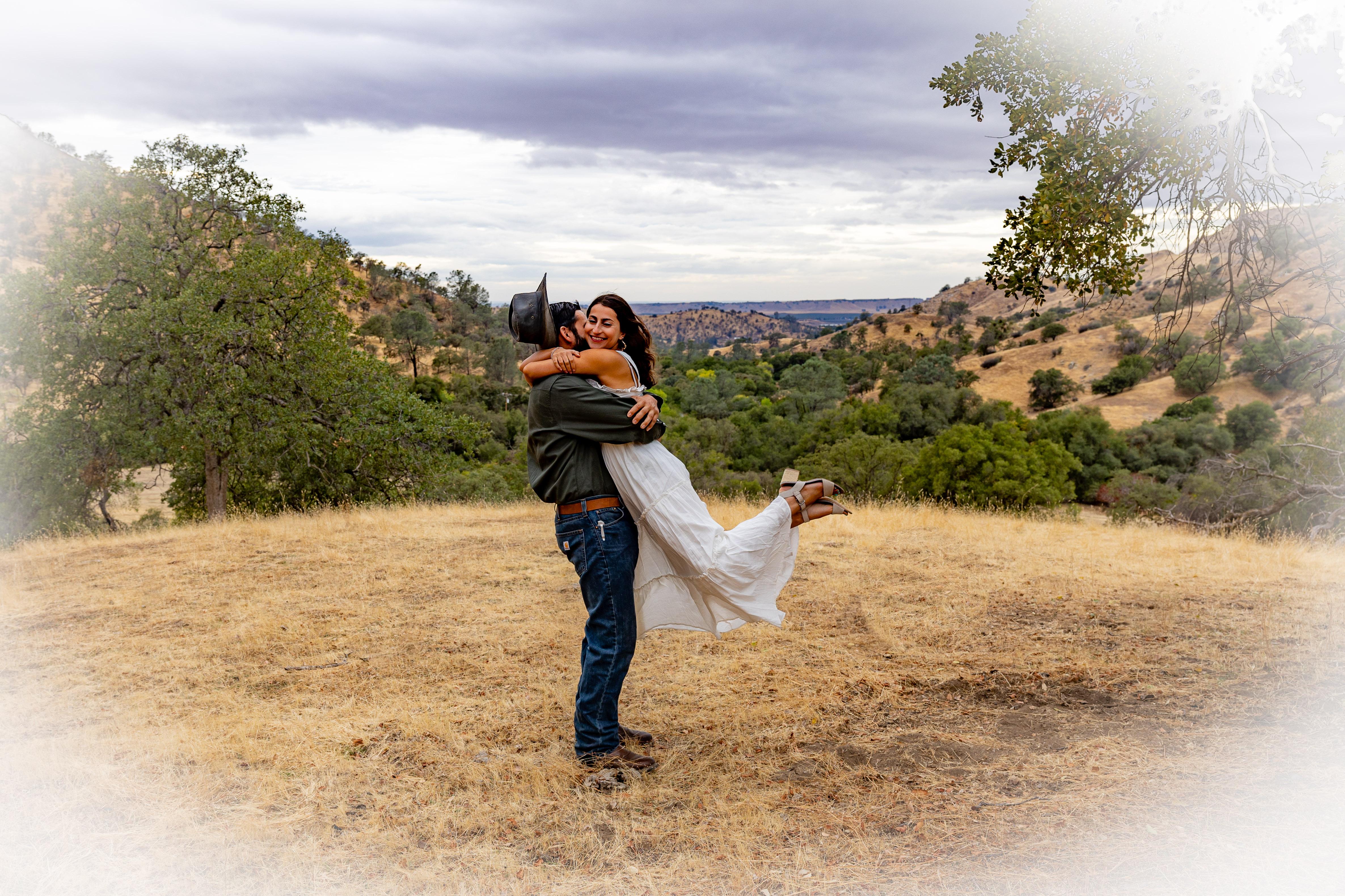 The Wedding Website of Laura Flowers and Zacharia Papadakis