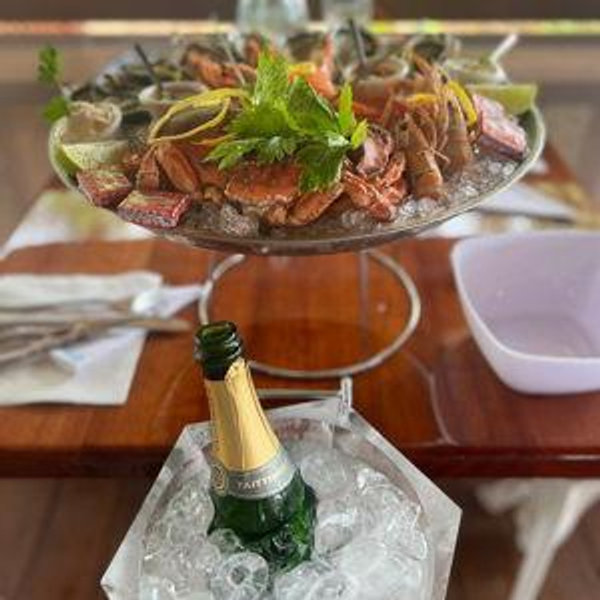 Dinner at Le Naïa