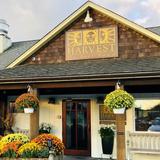 Harvest on Fort Pond
