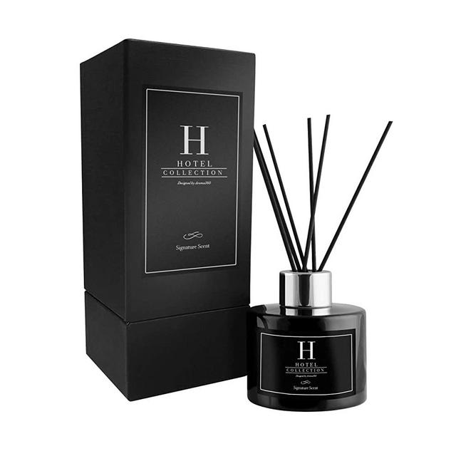 My Way Reed Diffuser Set, Luxury Hotel Inspired Home Diffuser with Hints of Lush Sandalwood, Warm Virginia Cedar, and Beautiful Iris, Lasting 4 Month Longevity, 100mL