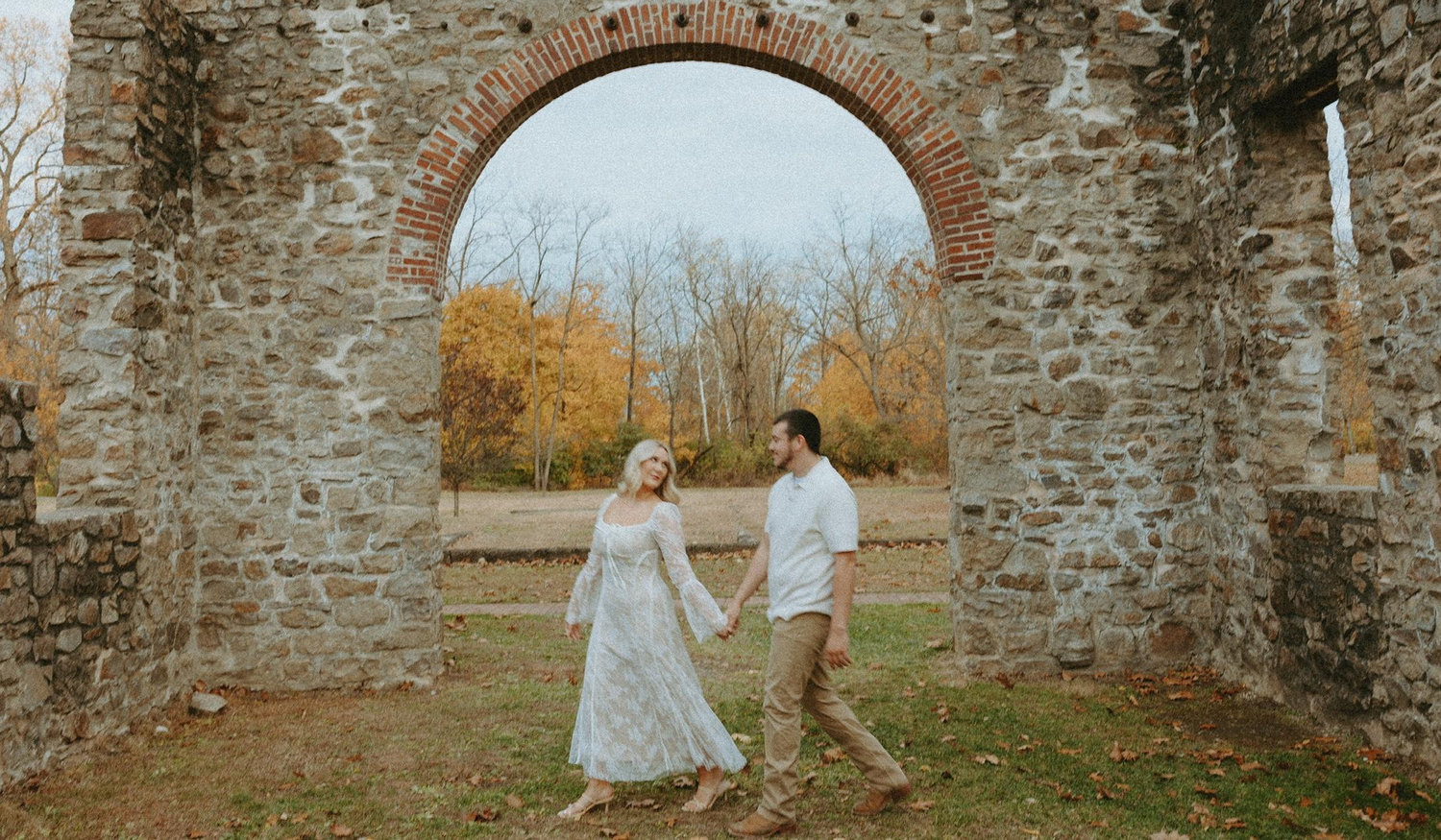 The Wedding Website of Lindsay Smulligan and Trevor Peters