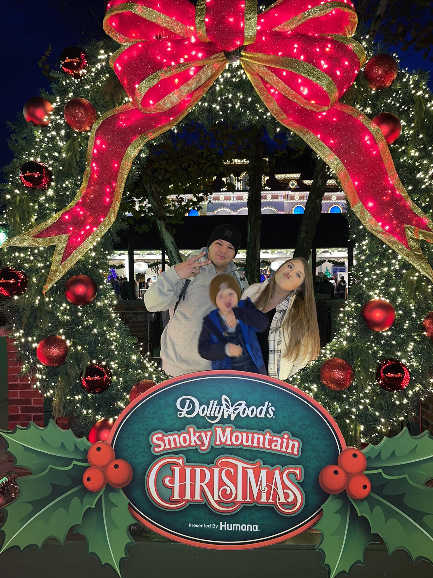 Family trip to Gatlinburg/Dollywood... gotta have the goofy one!!