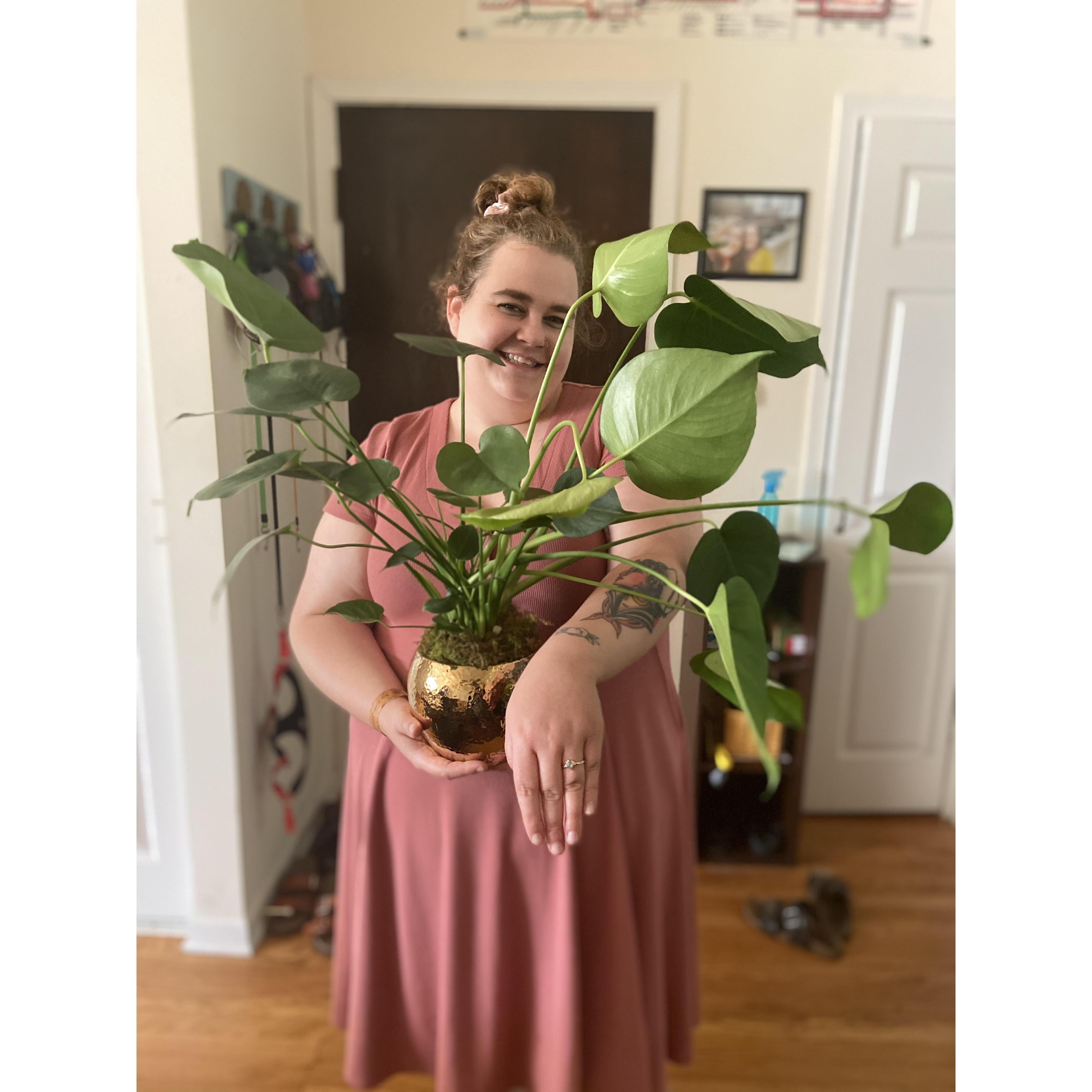 Allison with her ring and monstera plant from AK