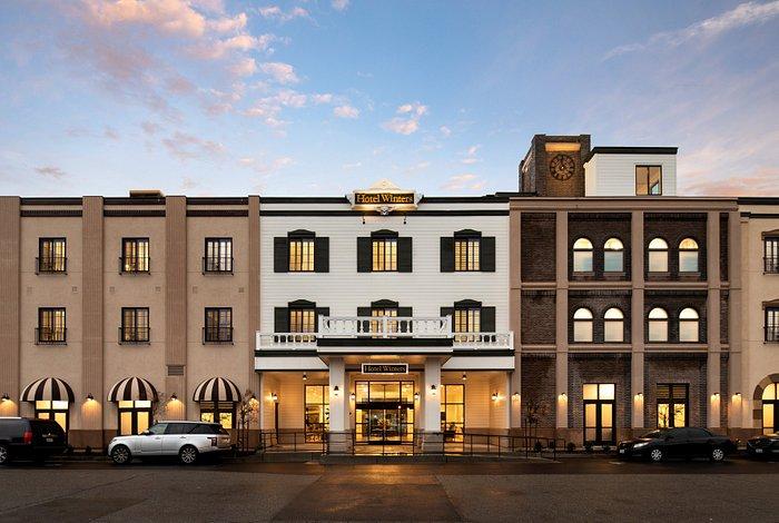 The Wedding Website of Kimberly Griffin and Tyler Goerlitz